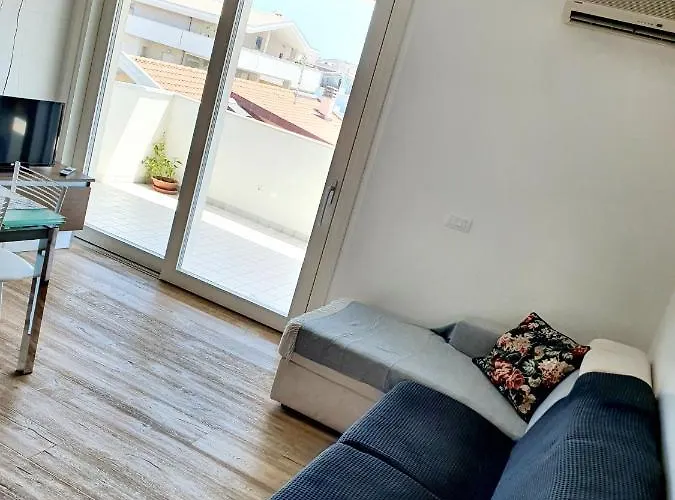 Appartamento Montesilvano Apartman *